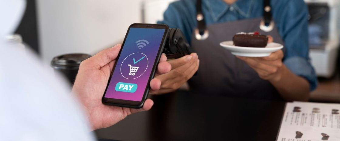 Top Restaurant Technology To Boost Your Business in 2025 3 Smart-POS-Systems-and-Contactless-Payment