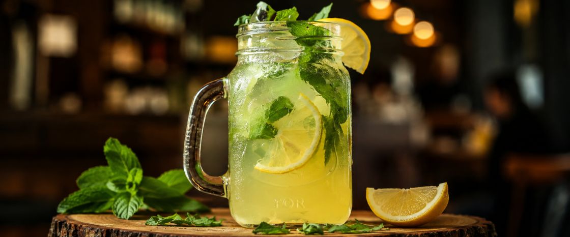 The 50 Best Mocktails and Low-ABV Party Drinks for Any Event 34 23