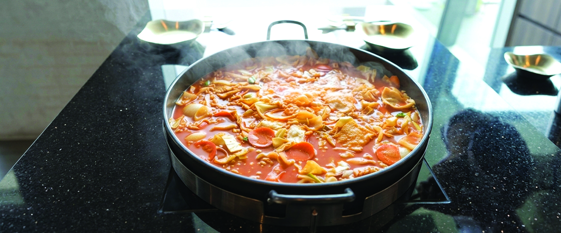 From 90 to 15 Minutes: How Indian Restaurants Can Cut LPG Costs with Ready-Made Gravy Bases 4 image no 1